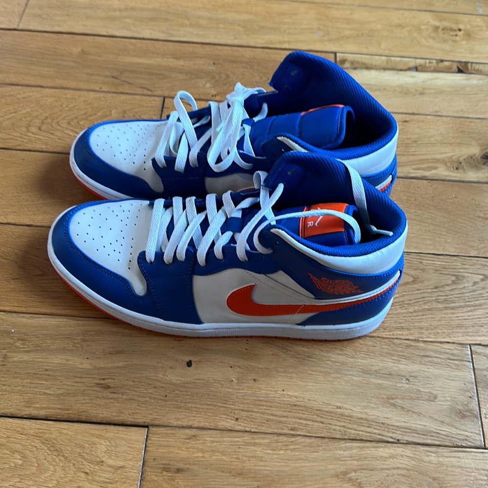 Air Jordan 1 mid